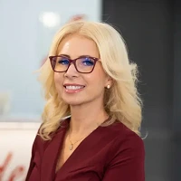 Fotografie medic stomatolog Dr. Ivona Vartei
