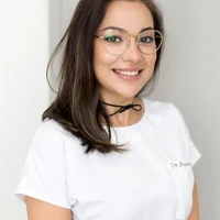 Fotografie medic stomatolog Dr. Raisa Vidican