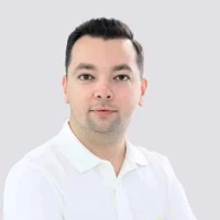 Fotografie medic stomatolog Dr. Florian Dragan